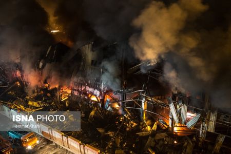   حریق گسترده انبار کالا در غرب تهران