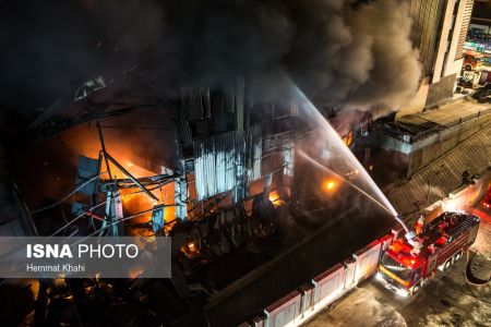   حریق گسترده انبار کالا در غرب تهران