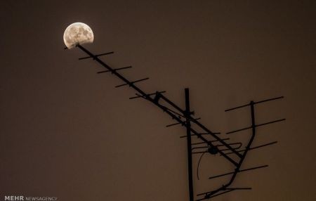  ماه‌گرفتگی آسمان ایران