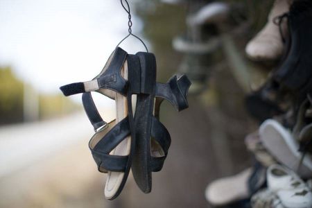 اخبار,اخبار گوناگون,قبرستان کاناداییها برای کفشهایشان