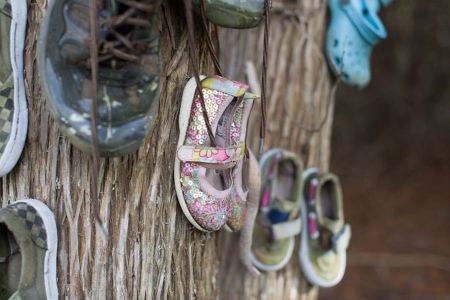 اخبار,اخبار گوناگون,قبرستان کاناداییها برای کفشهایشان