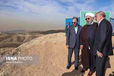 اخبارسیاسی ,خبرهای سیاسی ,کاشت یک اصله نهال بادام توسط رییس جمهور اخبارسیاسی ,خبرهای سیاسی ,کاشت یک اصله نهال بادام توسط رییس جمهور