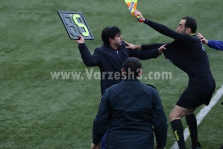 اخبار ورزشی ,خبرهای ورزشی, ضرب و شتم داور لیگ برتری اخبار ورزشی ,خبرهای ورزشی, ضرب و شتم داور لیگ برتری