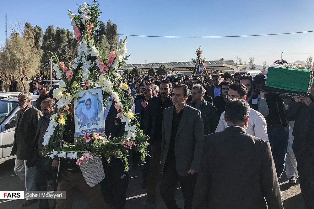 اخبار,عکس خبری, تشییع پیکر دانش‌آموزان جان‌باخته در آتش‌سوزی زاهدانی