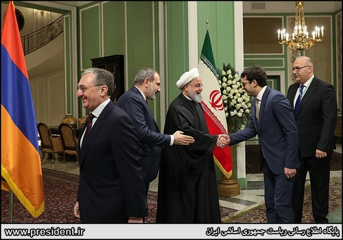 اخبارسیاسی ,خبرهای سیاسی ,مراسم استقبال روحانی از نخست وزیر ارمنستان اخبارسیاسی ,خبرهای سیاسی ,مراسم استقبال روحانی از نخست وزیر ارمنستان