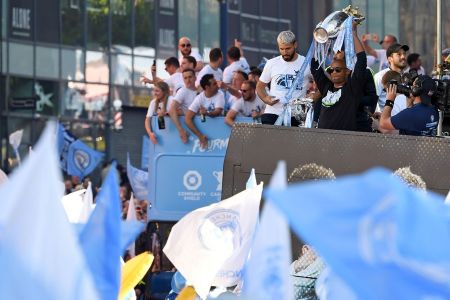 اخبار,اخبار ورزشی ونتایج مسابقات,جشن خیابانی بازیکنان منچسترسیتی