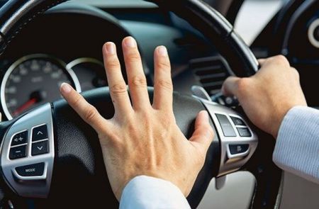 اخباراجتماعی ,خبرهای اجتماعی , بوق زدن اخبار اجتماعی ,خبرهای اجتماعی, بوق زدن