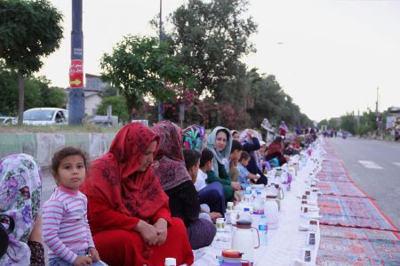 اخبار,عکس خبری,طولانی ترین سفره افطاری ایران در آق‌قلا