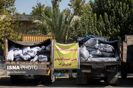 اخبار,اخبارحوادث,کشف کامیونهای میلیاردی کالای قاچاق در تهران اخبار,اخبارحوادث,کشف کامیونهای میلیاردی کالای قاچاق در تهران
