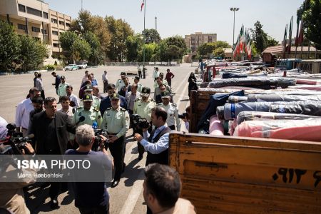 اخبار,اخبارحوادث,کشف کامیونهای میلیاردی کالای قاچاق در تهران اخبار,اخبارحوادث,کشف کامیونهای میلیاردی کالای قاچاق در تهران
