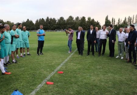 اخبار,اخبار ورزشی,نشست هماندیشی سرمربیان لیگ برتری با ویلموتس اخبار,اخبار ورزشی,نشست هماندیشی سرمربیان لیگ برتری با ویلموتس