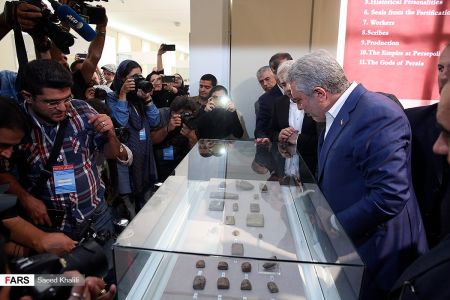 اخبار,عکس خبری,رونمایی از ۱۷۸۳ لوح تاریخی هخامنشی اخبار,عکس خبری,رونمایی از ۱۷۸۳ لوح تاریخی هخامنشی