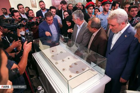 اخبار,عکس خبری,رونمایی از ۱۷۸۳ لوح تاریخی هخامنشی اخبار,عکس خبری,رونمایی از ۱۷۸۳ لوح تاریخی هخامنشی