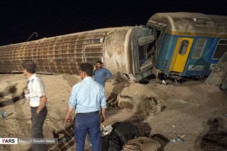 عکس خبری,خروج قطار زاهدان - تهران از ریل عکس خبری,خروج قطار زاهدان - تهران از ریل