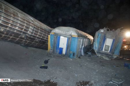 عکس خبری,خروج قطار زاهدان - تهران از ریل عکس خبری,خروج قطار زاهدان - تهران از ریل