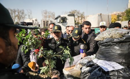 اخبار,اخبارحوادث,جمع‌آوری ۱۱۰۰ معتاد متجاهر و خرده‌فروش در تهران