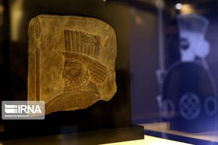 اخبار,عکس خبری,نمایش نقش برجسته سرباز هخامنشی در برج میلاد اخبار,عکس خبری,نمایش نقش برجسته سرباز هخامنشی در برج میلاد