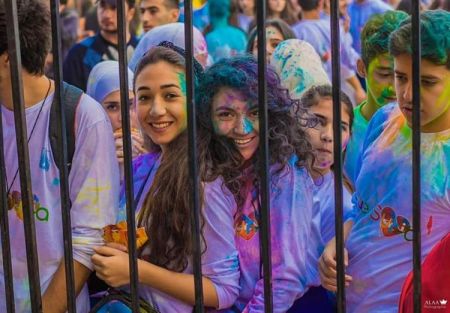 اخبار,اخبار گوناگون,دختران و پسران سوری در جشن رنگ اخبار,اخبار گوناگون,دختران و پسران سوری در جشن رنگ