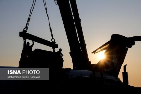 اخبار,عکس خبری,عملیات جابهجایی هواپیمای سانحهدیده ماهشهر اخبار,عکس خبری,عملیات جابهجایی هواپیمای سانحهدیده ماهشهر