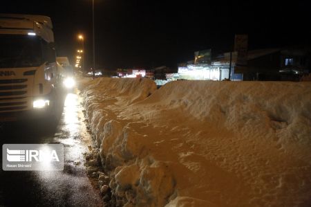 اخبار,عکس خبری,ترافیک سنگین در جاده‌های برفی گیلان