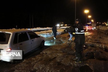 اخبار,عکس خبری,ترافیک سنگین در جادههای برفی گیلان اخبار,عکس خبری,ترافیک سنگین در جادههای برفی گیلان