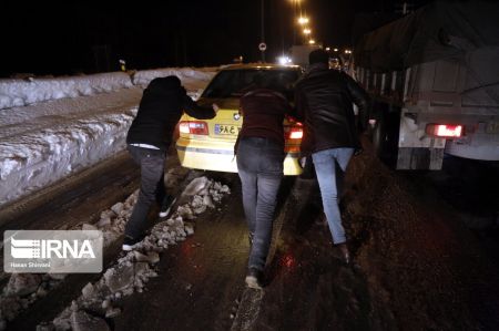 اخبار,عکس خبری,ترافیک سنگین در جادههای برفی گیلان اخبار,عکس خبری,ترافیک سنگین در جادههای برفی گیلان