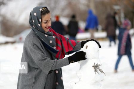 اخبار,عکس خبری,جشنواره آدم برفی و تیوب سواری در همدان