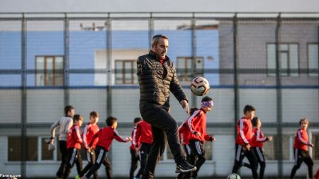 اخبار,اخبار ورزشی ونتایج مسابقات, سرمربی یک دست اخبار,اخبار ورزشی ونتایج مسابقات, سرمربی یک دست