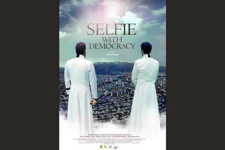 اخبار,اخبار فرهنگی وهنری,فیلم سینمایی سلفی بادموکراسی اخبار,اخبار فرهنگی وهنری,فیلم سینمایی سلفی بادموکراسی