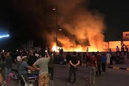 اخبار,اخبار بین الملل,آتشزدن دفتر سازمان بدر در بصره اخبار,اخبار بین الملل,آتشزدن دفتر سازمان بدر در بصره