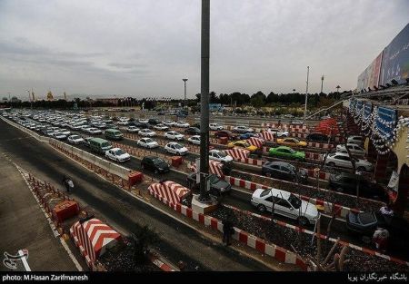 عکس خبری,مسافران در عوارضی تهران قم عکس خبری,مسافران در عوارضی تهران قم