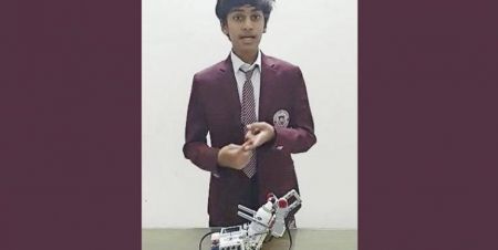 اخبار,اخبار پزشکی,ربات ضدعفونی دست اخبار,اخبار پزشکی,ربات ضدعفونی دست