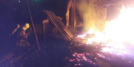اخبار,اخبار حوادث,آتشسوزی در مجتمع مسکونی در اصفهان اخبار,اخبار حوادث,آتشسوزی در مجتمع مسکونی در اصفهان