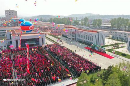 عکس خبری,افتتاح کارخانه با حضور کیم جونگ اون