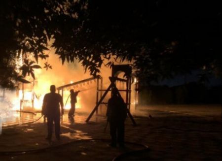 اخبار,اخبار حوادث,آتش سوزی پارک چوبی کیانپارس اهواز اخبار,اخبار حوادث,آتش سوزی پارک چوبی کیانپارس اهواز