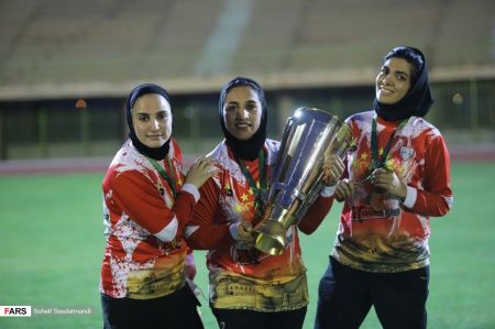 عکس خبری,جشن قهرمانی تیم فوتبال بانوان شهرداری بم عکس خبری,جشن قهرمانی تیم فوتبال بانوان شهرداری بم