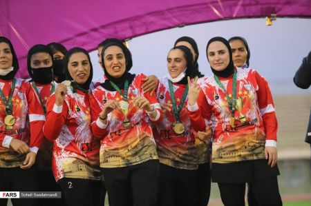 عکس خبری,جشن قهرمانی تیم فوتبال بانوان شهرداری بم عکس خبری,جشن قهرمانی تیم فوتبال بانوان شهرداری بم