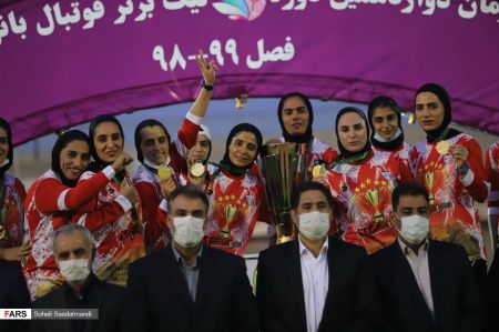 عکس خبری,جشن قهرمانی تیم فوتبال بانوان شهرداری بم عکس خبری,جشن قهرمانی تیم فوتبال بانوان شهرداری بم