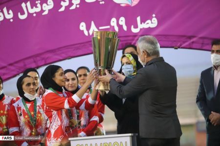 عکس خبری,جشن قهرمانی تیم فوتبال بانوان شهرداری بم عکس خبری,جشن قهرمانی تیم فوتبال بانوان شهرداری بم