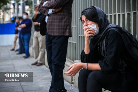عکس خبری,طرفداران محمدرضا شجریان مقابل بیمارستان جم