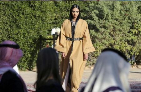 اخبارگوناگون,خبرهای گوناگون ,نمایش مد لباس زنان عربستان اخبارگوناگون,خبرهای گوناگون ,نمایش مد لباس زنان عربستان