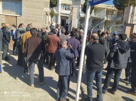 اخبار,اخبار اجتماعی,فوت یک نفر در تجمع بازنشستگان اصفهان اخبار,اخبار اجتماعی,فوت یک نفر در تجمع بازنشستگان اصفهان
