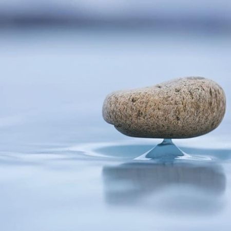 سنگهای شناور اسرارآمیز،اخبارگوناگون,خبرهای گوناگون سنگهای شناور اسرارآمیز ,اخبارگوناگون,خبرهای گوناگون