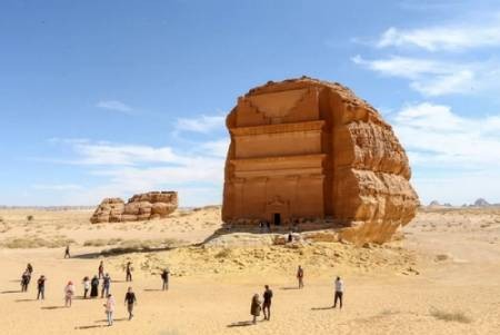 بازدید گردشگران از مقبره عکسهای جالب,عکسهای جذاب,گردشگران