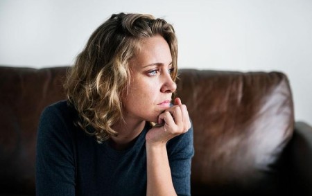 اولین قدم برای از بین بردن افکار منفی