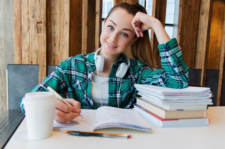 استرس دانشگاه ,چطور با استرس دانشگاه کنار بیاییم,دلایل افزایش استرس دانشجویان