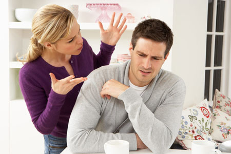 دعوا با شوهر,اشتباهات زنانه در دعوا با شوهر,رفتار اشتباه زن که دعوا با همسر را بدتر می کند
