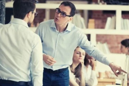 10 روش هوشمندانه برای برخورد با افراد گستاخ