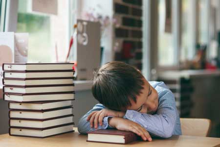 رفع خواب آلودگی به هنگام مطالعه,رفع خواب آلودگی هنگام درس خواندن ,رفع خواب آلودگی هنگام مطالعه