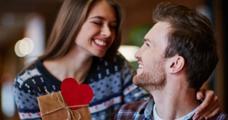 نقش زبان عشق در تقویت روابط زناشویی